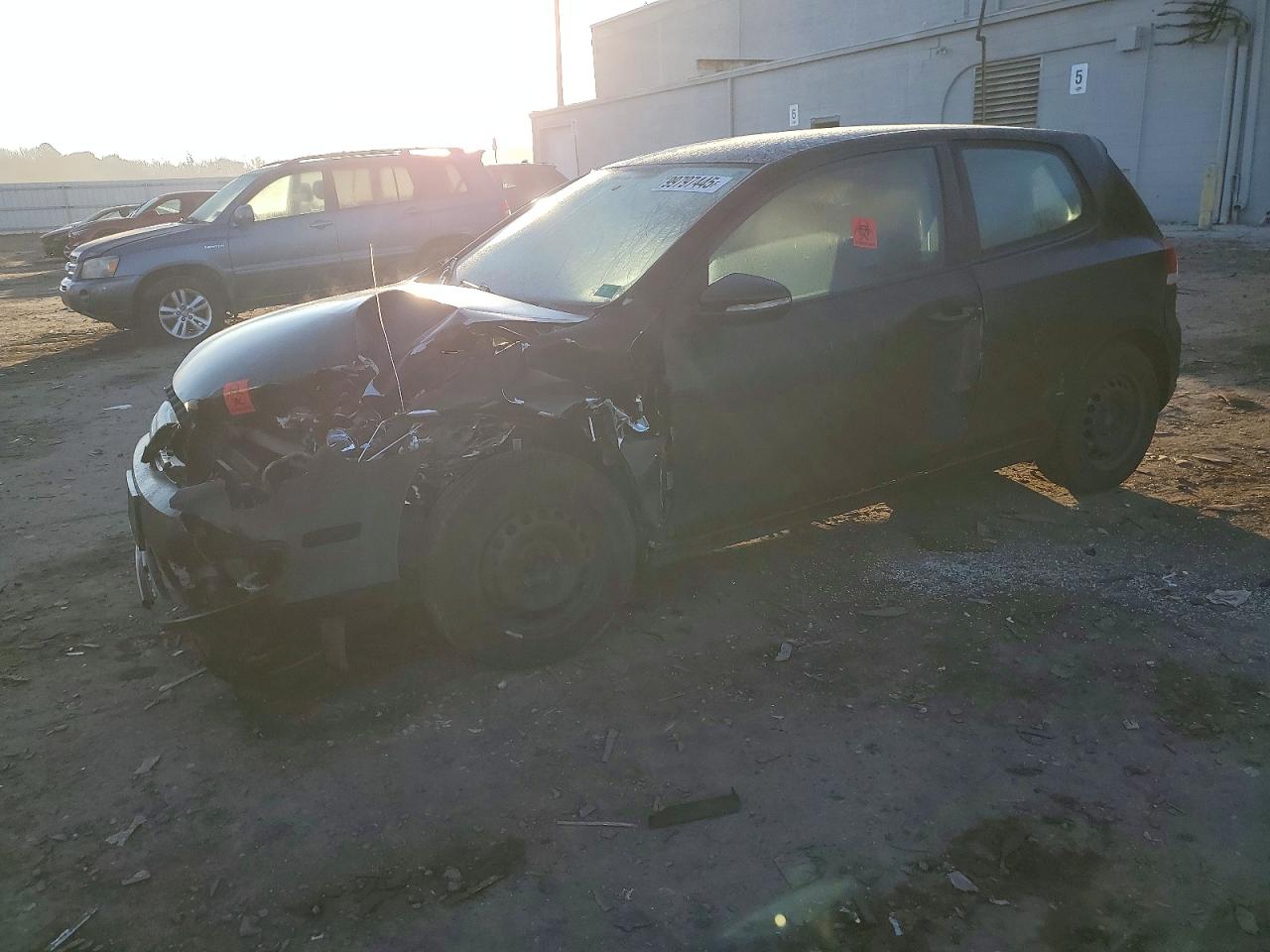 2010 VOLKSWAGEN GOLF