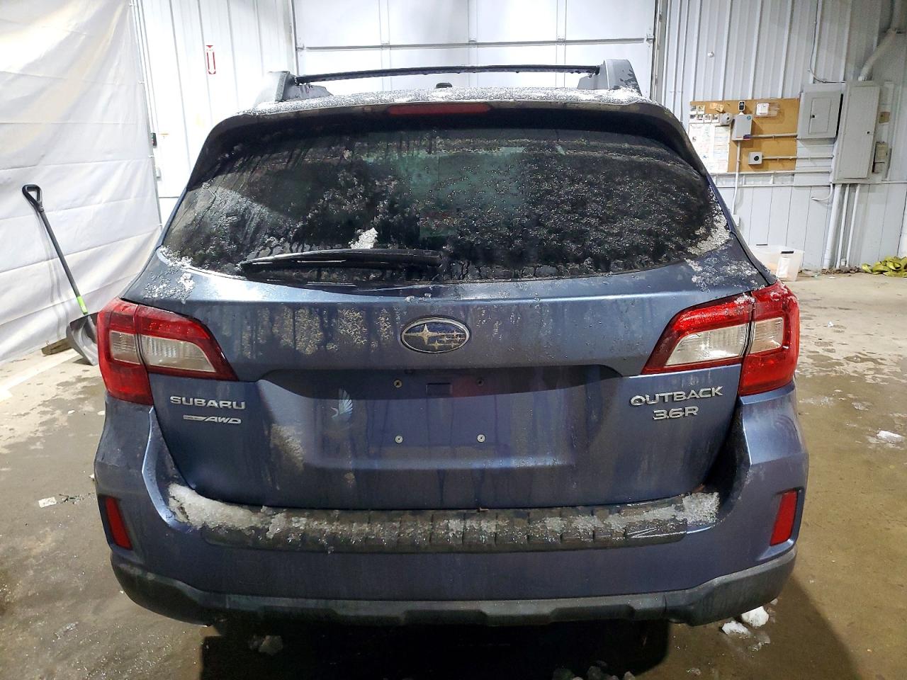 2015 SUBARU OUTBACK 3.6R LIMITED photo 6