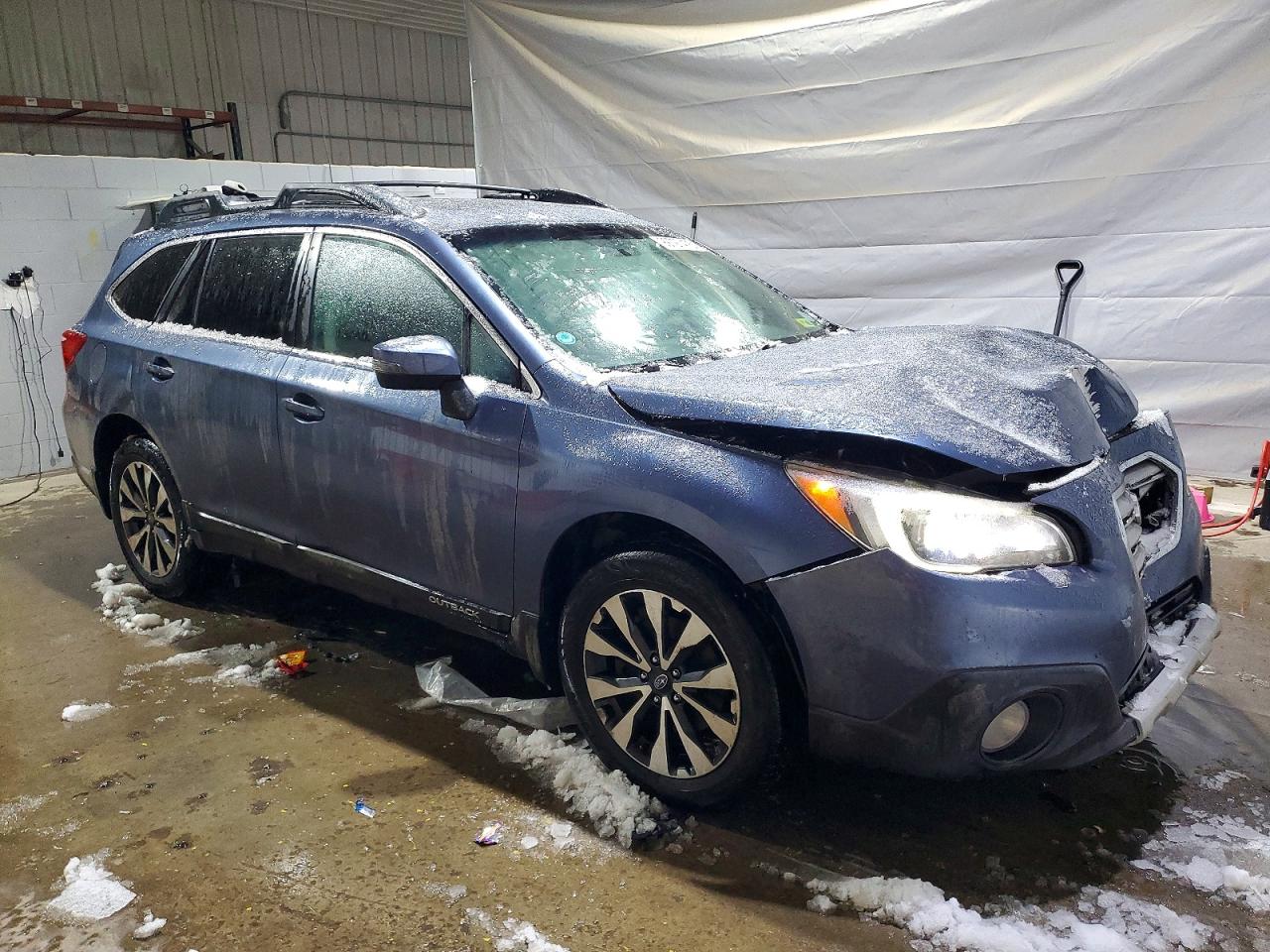 2015 SUBARU OUTBACK 3.6R LIMITED photo 4