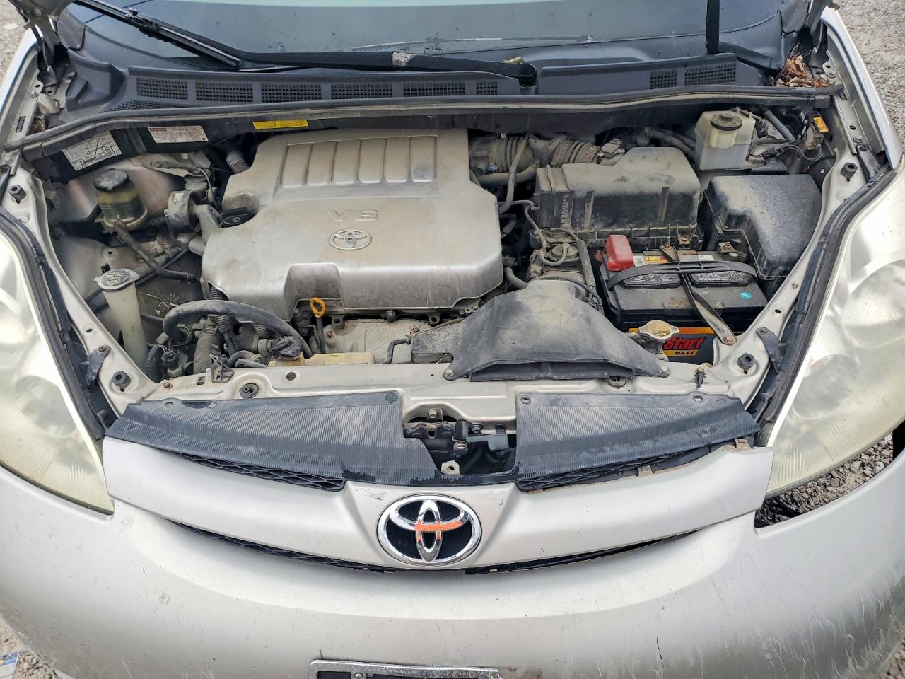 2008 TOYOTA SIENNA CE photo 12