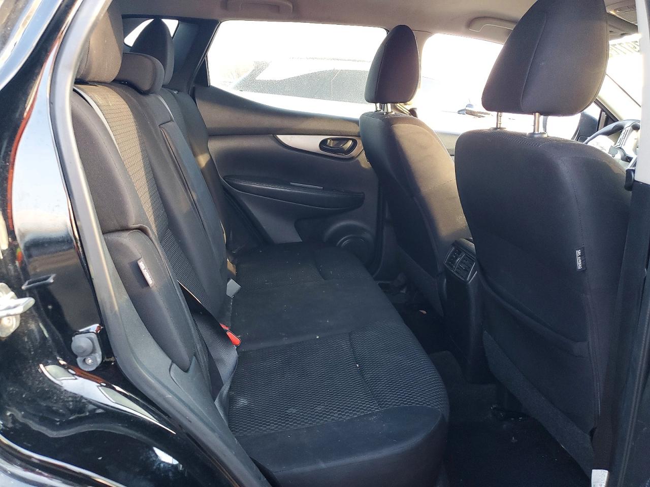 2020 NISSAN ROGUE SPORT S photo 11