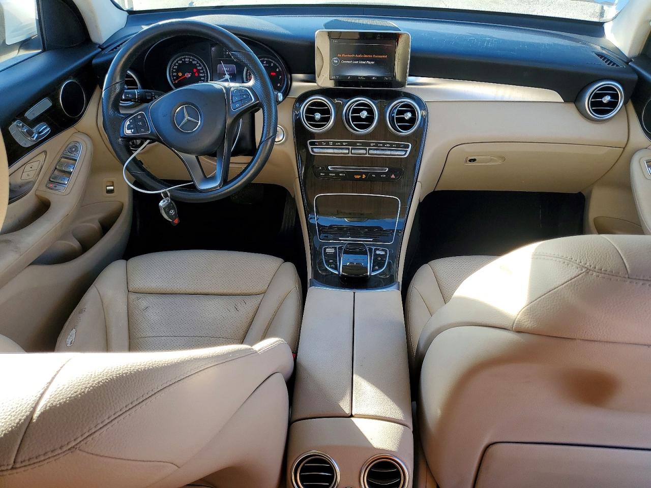 2016 MERCEDES-BENZ GLC 300 photo 8