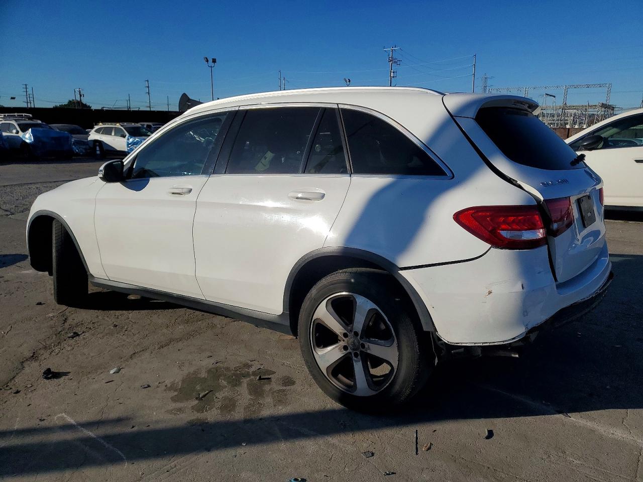 2016 MERCEDES-BENZ GLC 300 photo 2