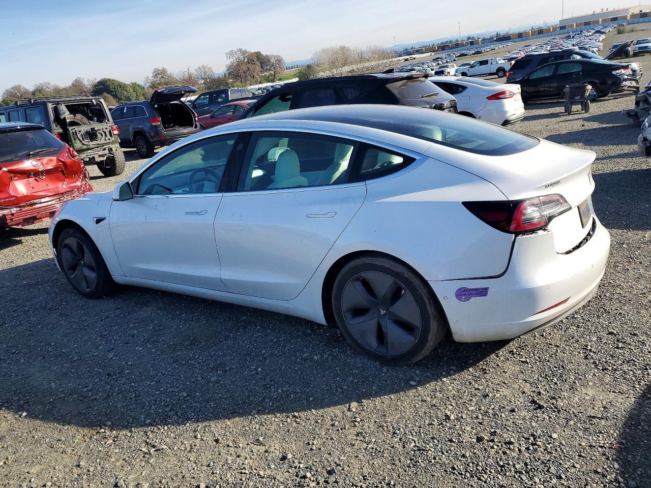 2019 TESLA MODEL 3 photo 2