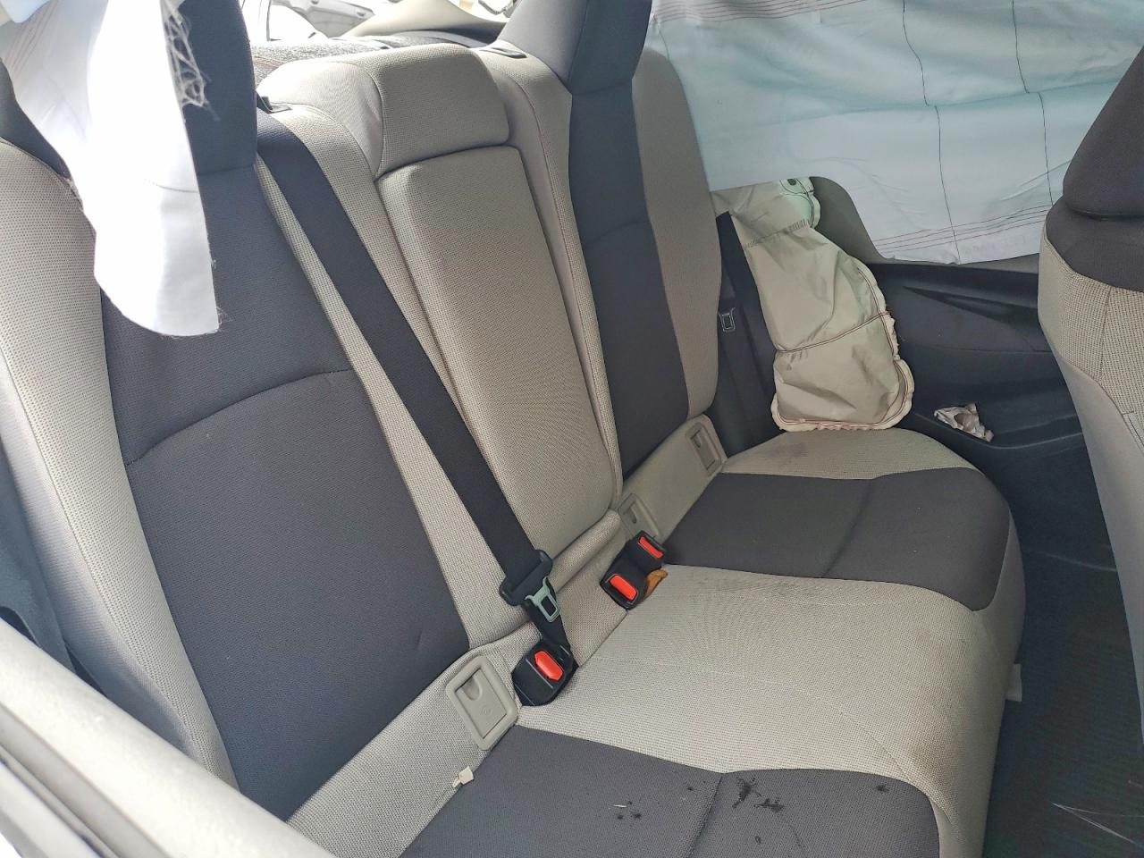 2025 TOYOTA COROLLA LE photo 10