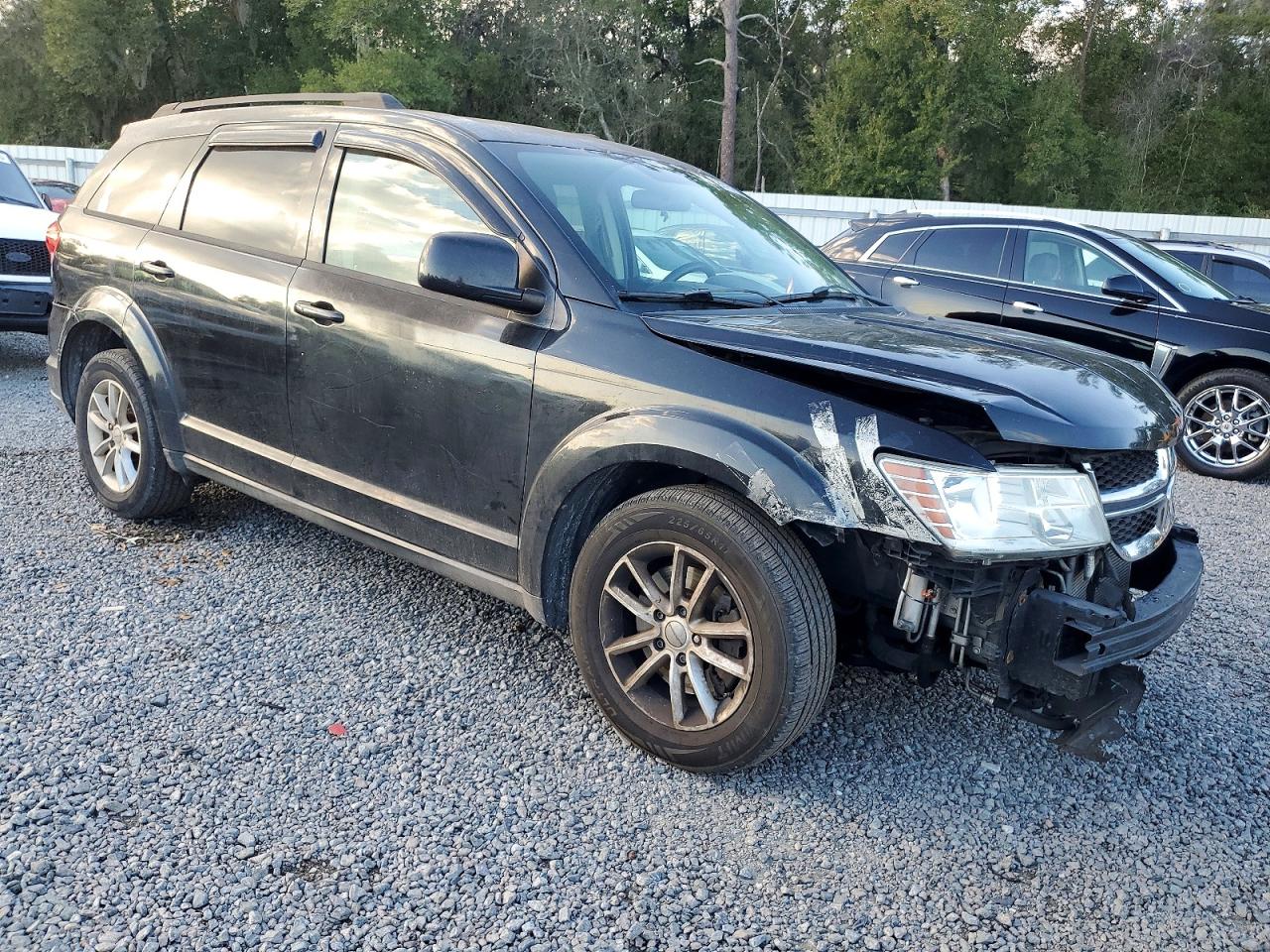 2013 DODGE JOURNEY SXT photo 4