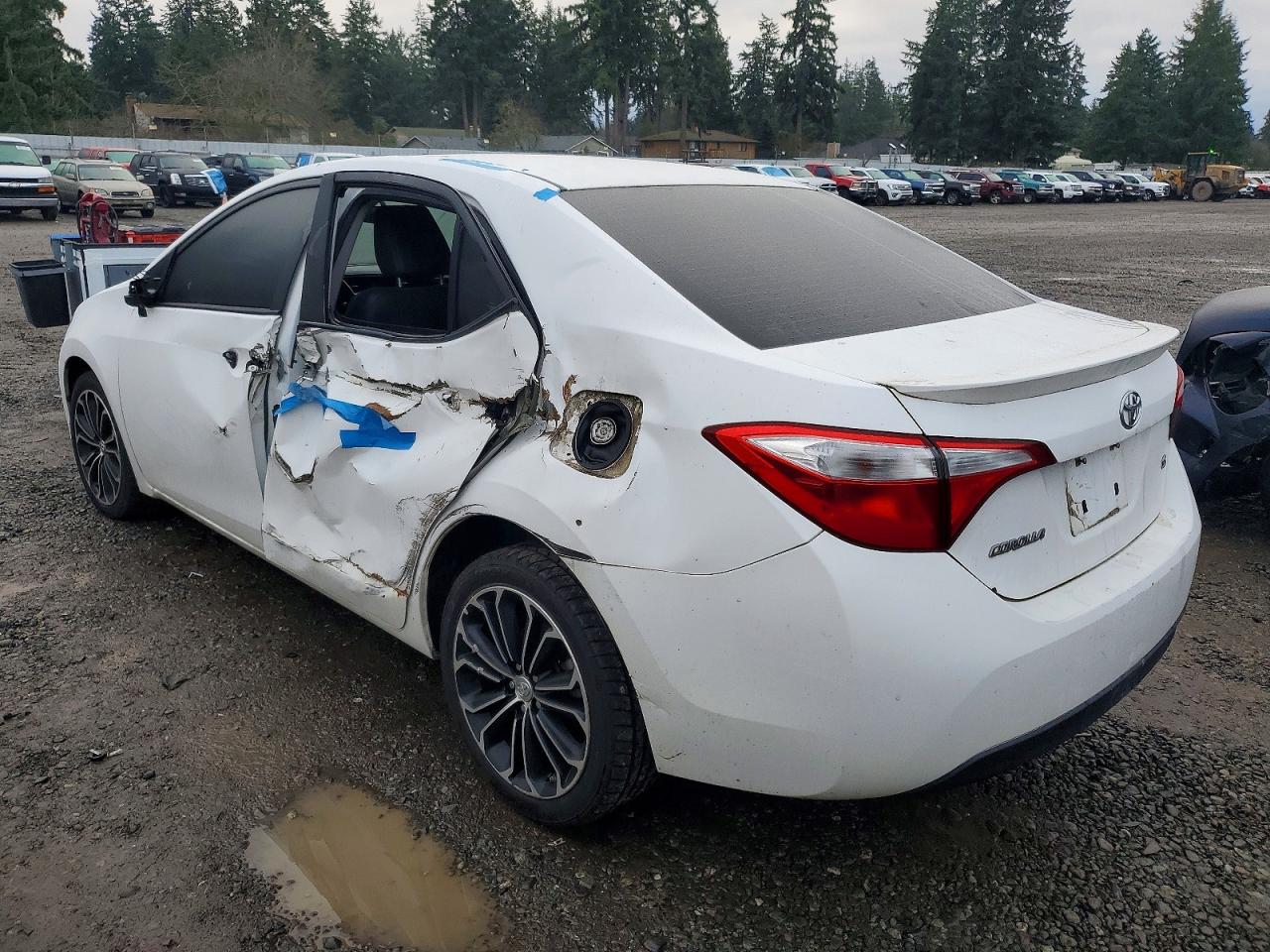 2014 TOYOTA COROLLA S PLUS photo 2