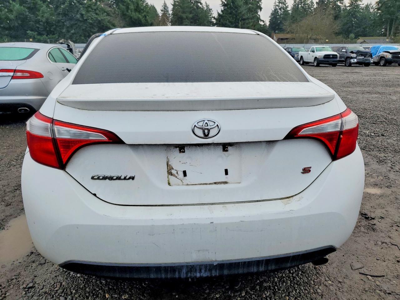 2014 TOYOTA COROLLA S PLUS photo 6