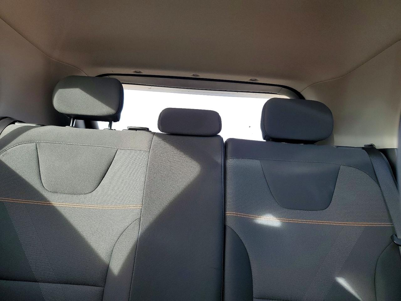 2024 KIA NIRO LX photo 10