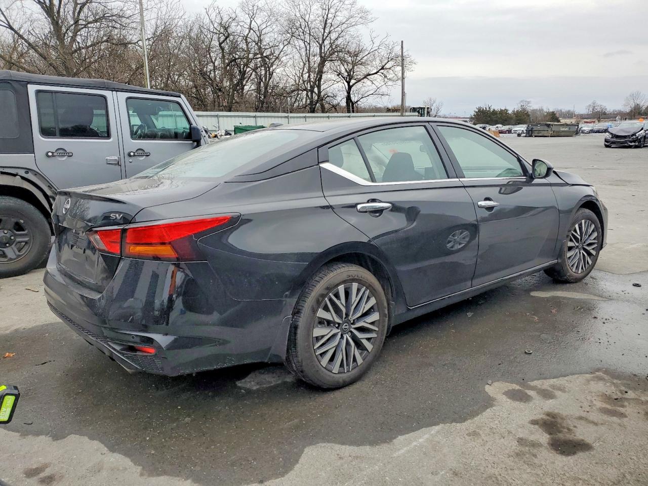 2024 NISSAN ALTIMA 2.5 SV photo 3