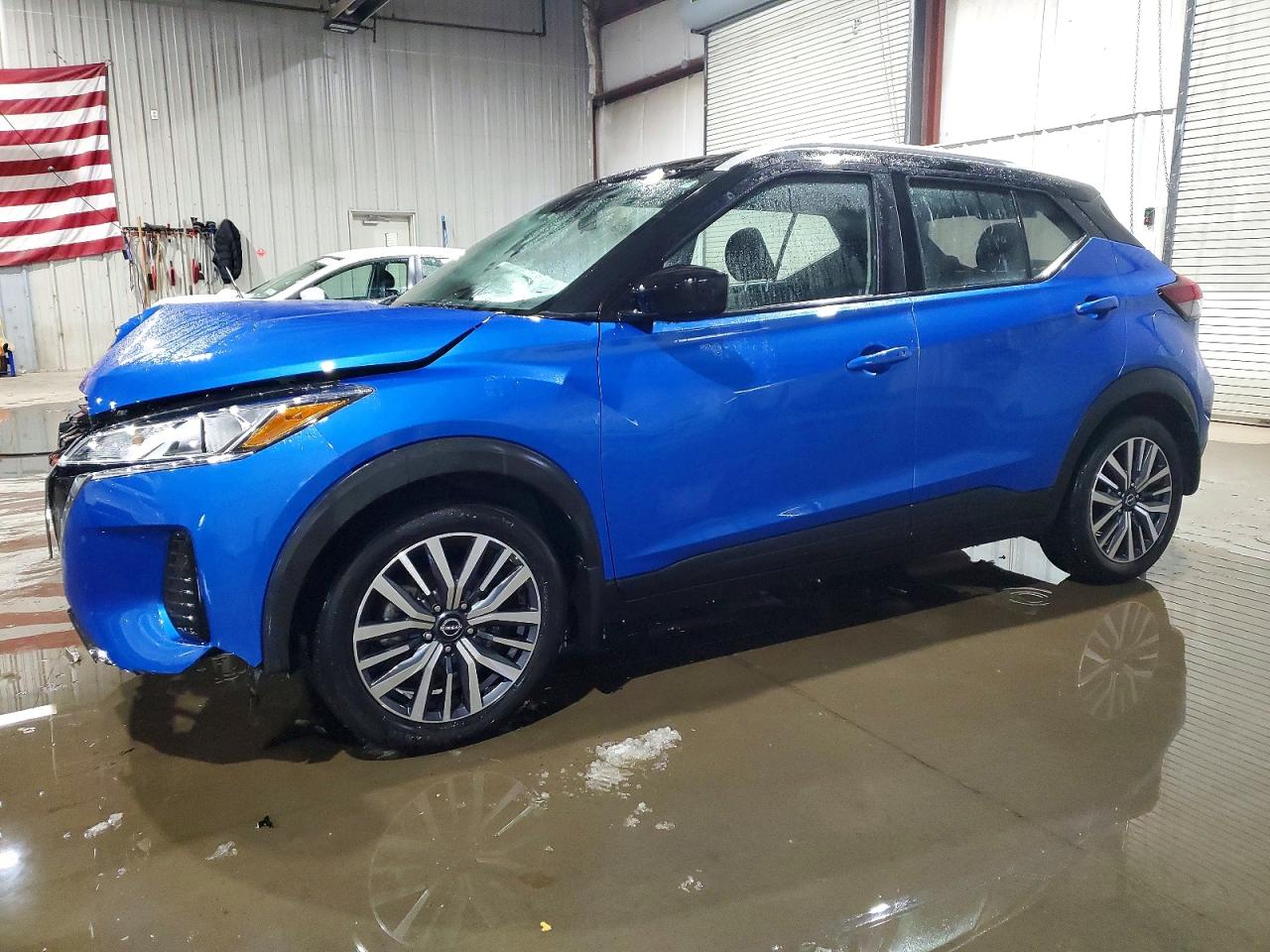 2023 NISSAN KICKS