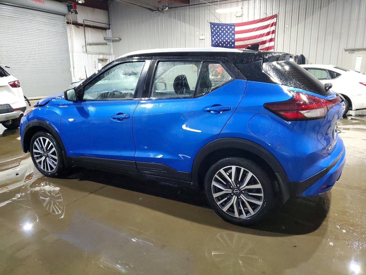 2023 NISSAN KICKS SV photo 2