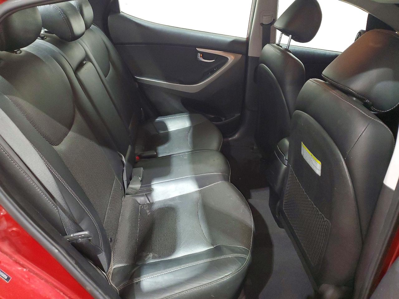 2015 HYUNDAI ELANTRA SE photo 10