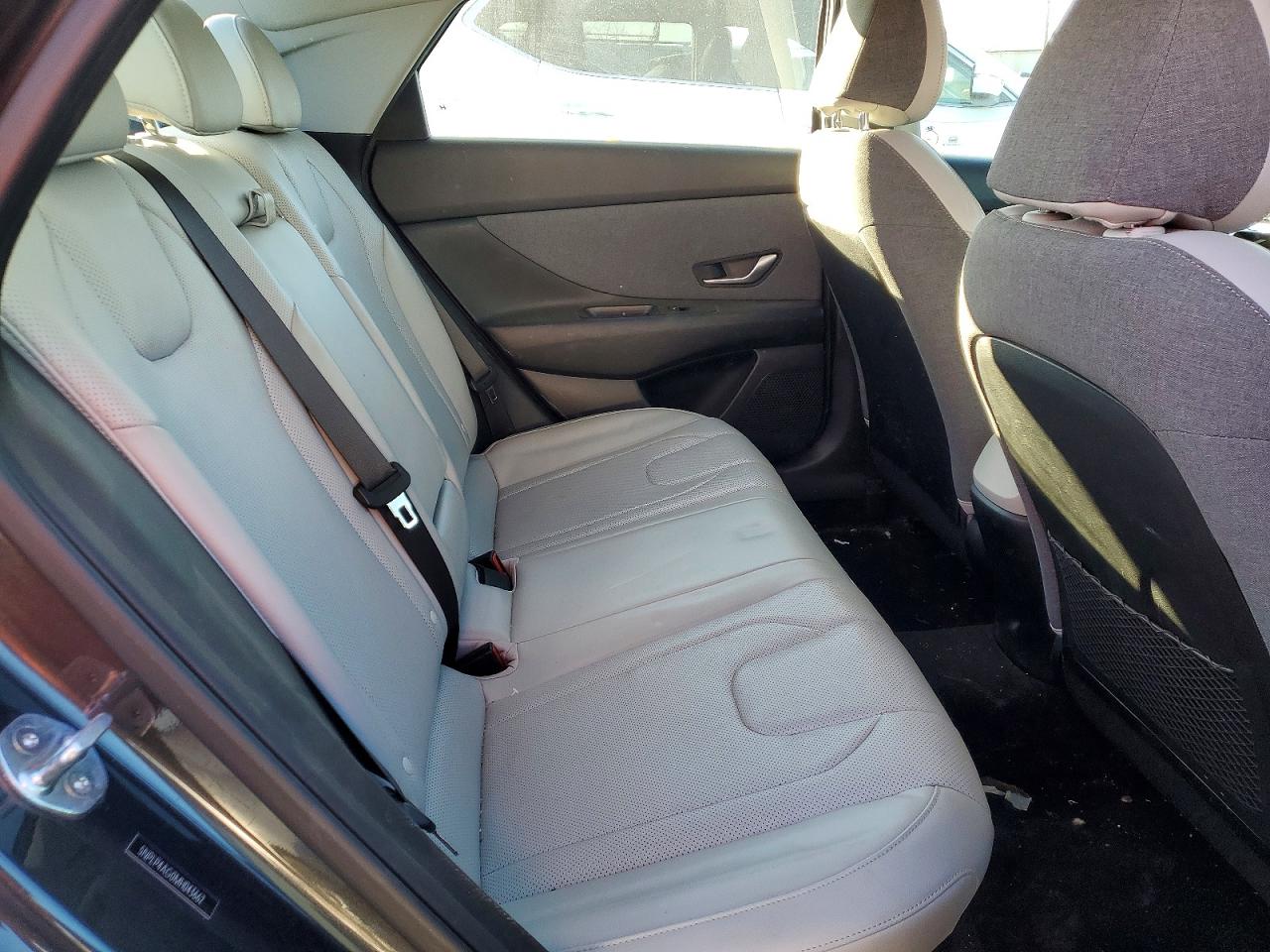 2021 HYUNDAI ELANTRA LIMITED photo 10