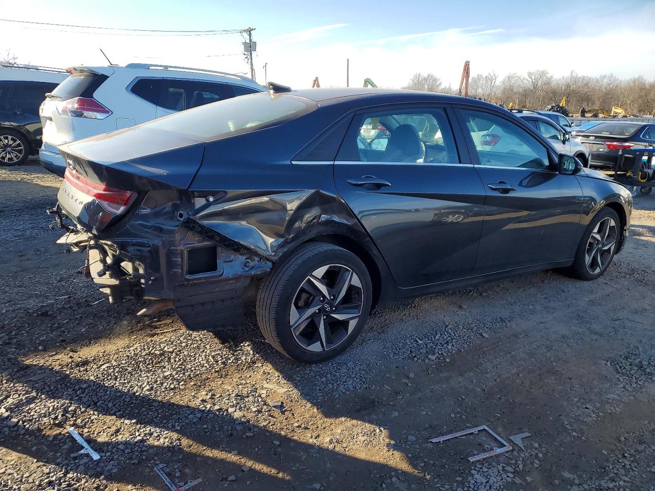 2021 HYUNDAI ELANTRA LIMITED photo 3