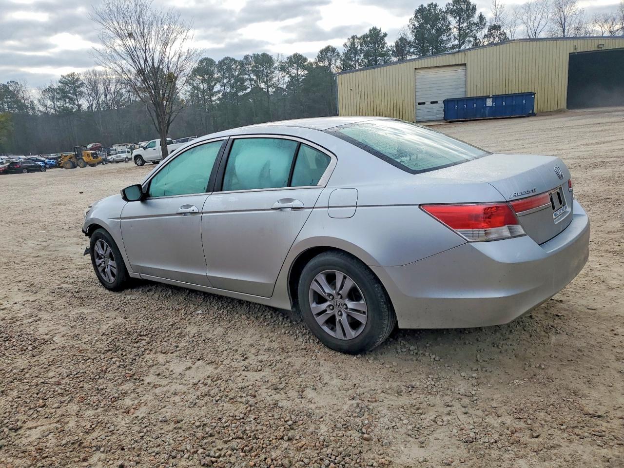 2012 HONDA ACCORD LXP photo 3