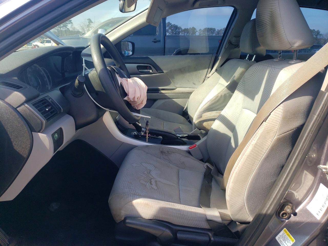 2015 HONDA ACCORD LX photo 7