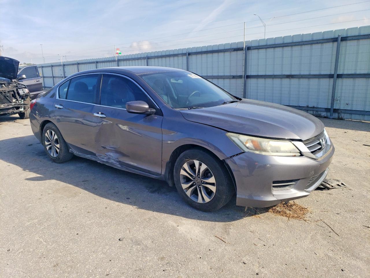 2015 HONDA ACCORD LX photo 4