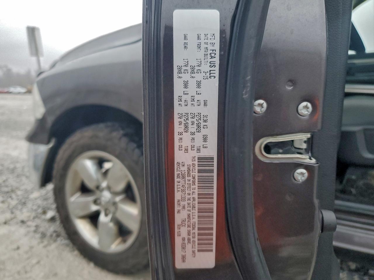 2015 RAM 1500 SLT photo 12
