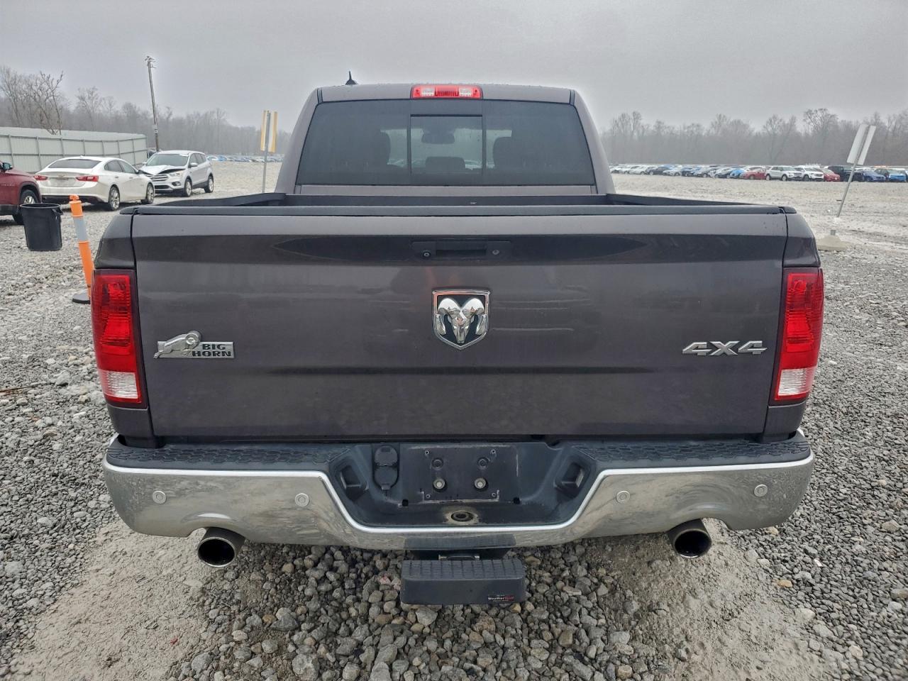 2015 RAM 1500 SLT photo 6