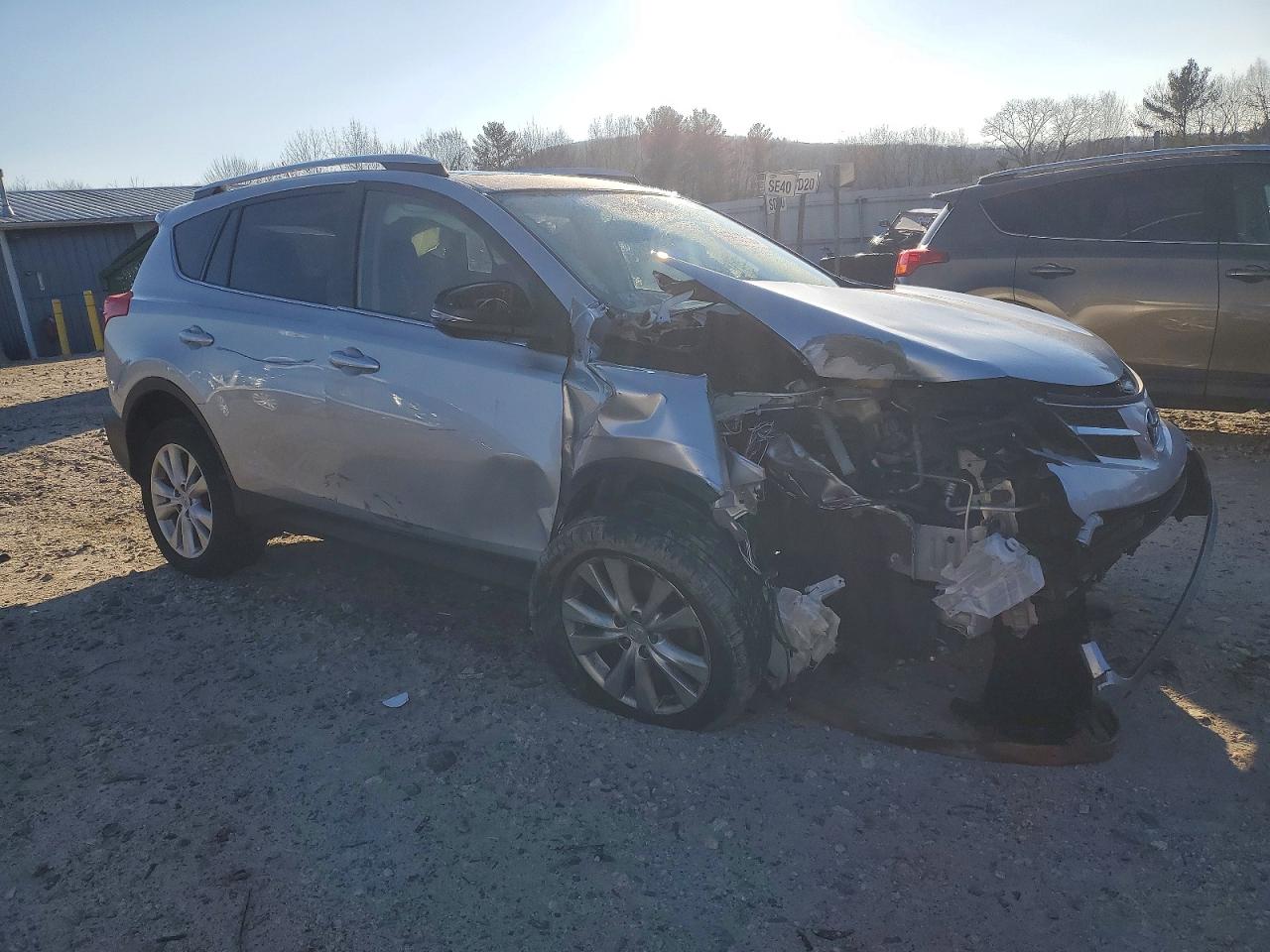 2013 TOYOTA RAV4 LIMITED photo 4