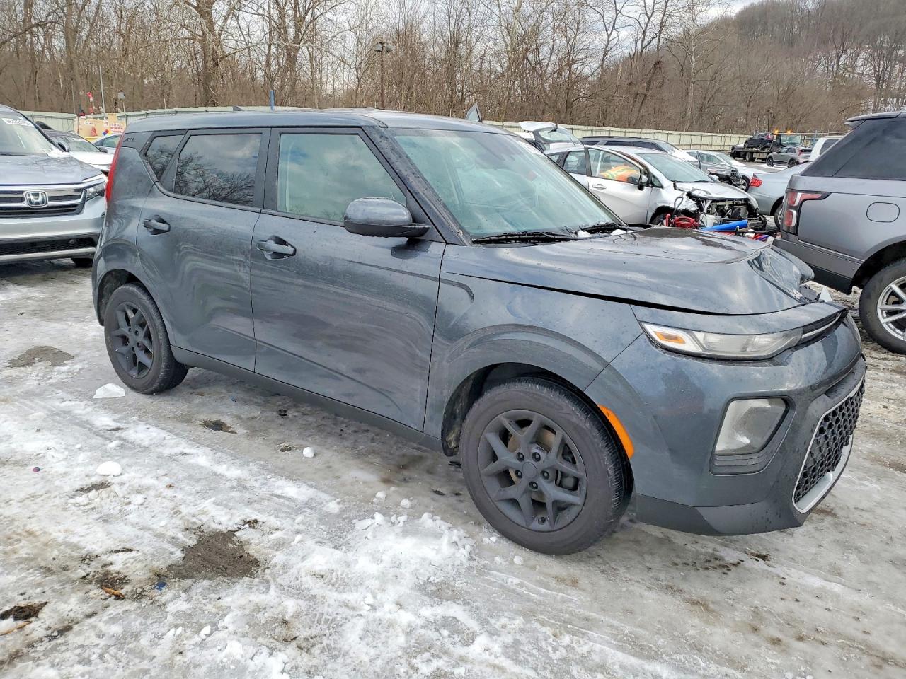2022 KIA SOUL LX photo 4