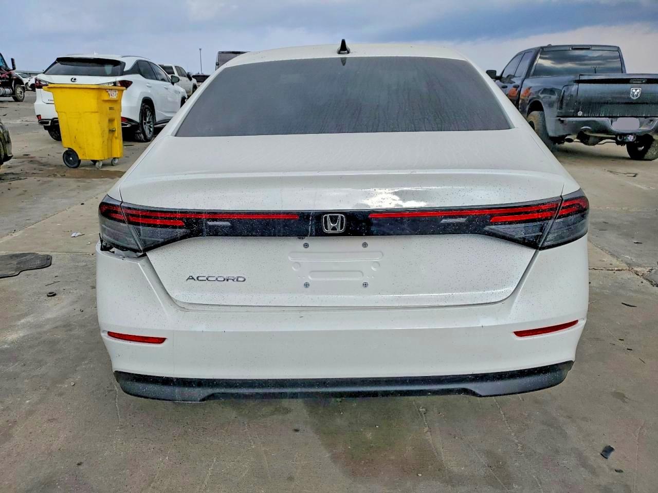 2025 HONDA ACCORD SE photo 6