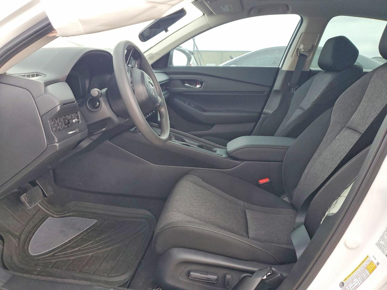 2025 HONDA ACCORD SE photo 7