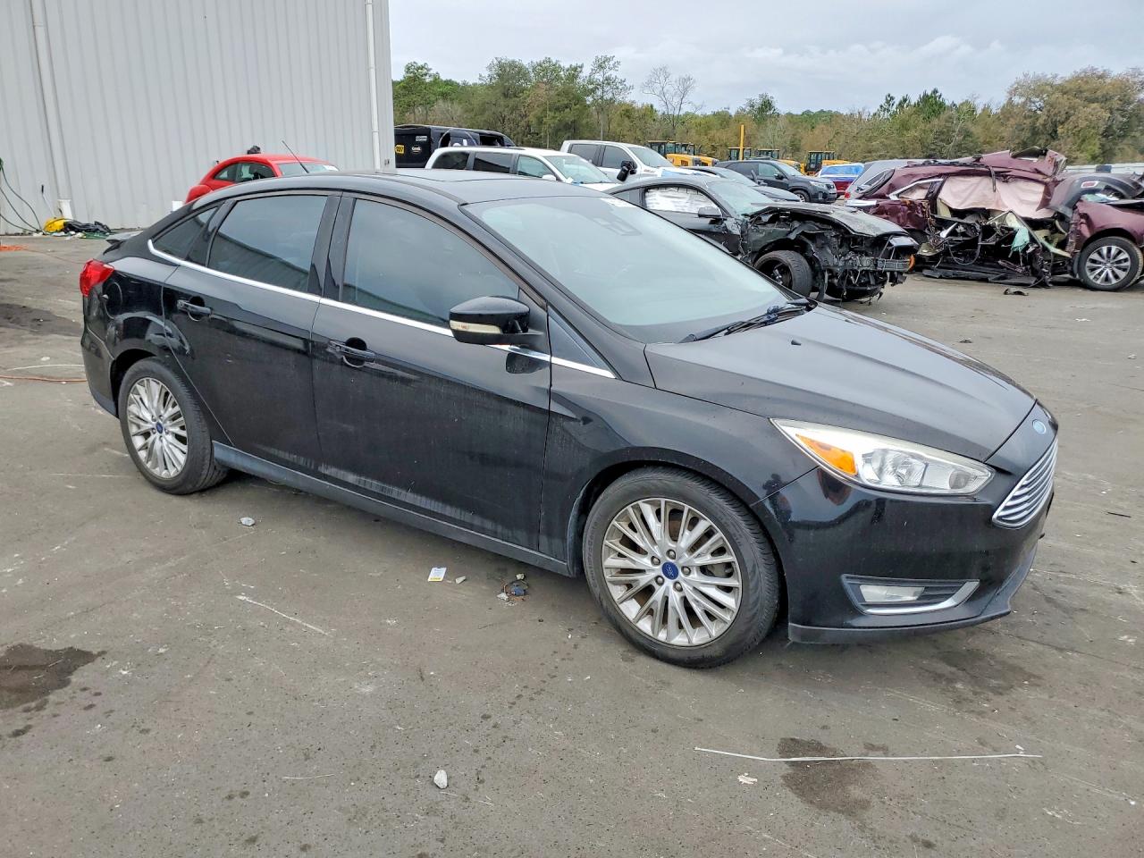 2018 FORD FOCUS TITANIUM photo 4