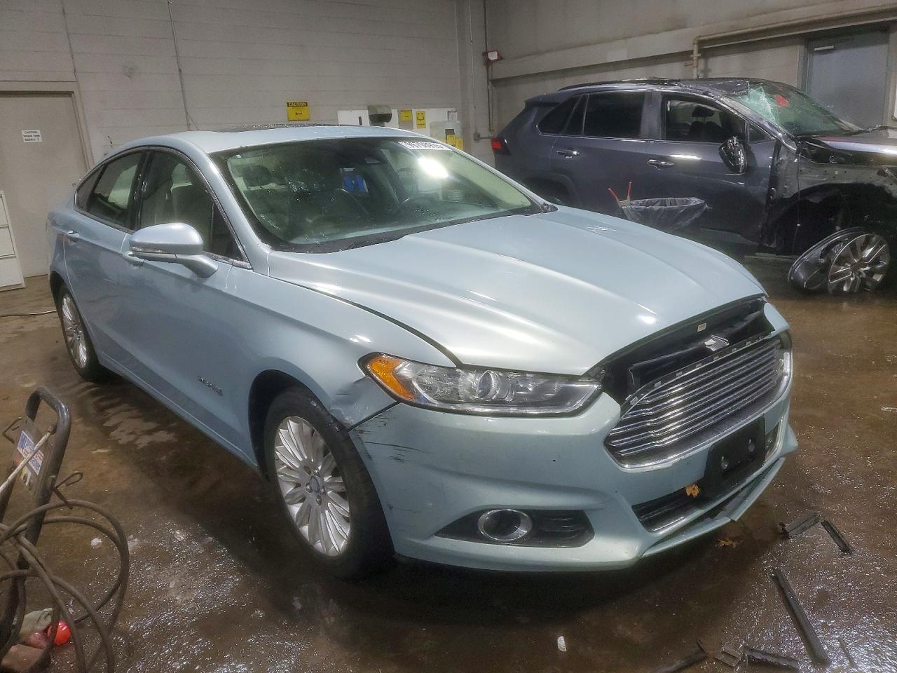 2013 FORD FUSION SE HYBRID photo 4