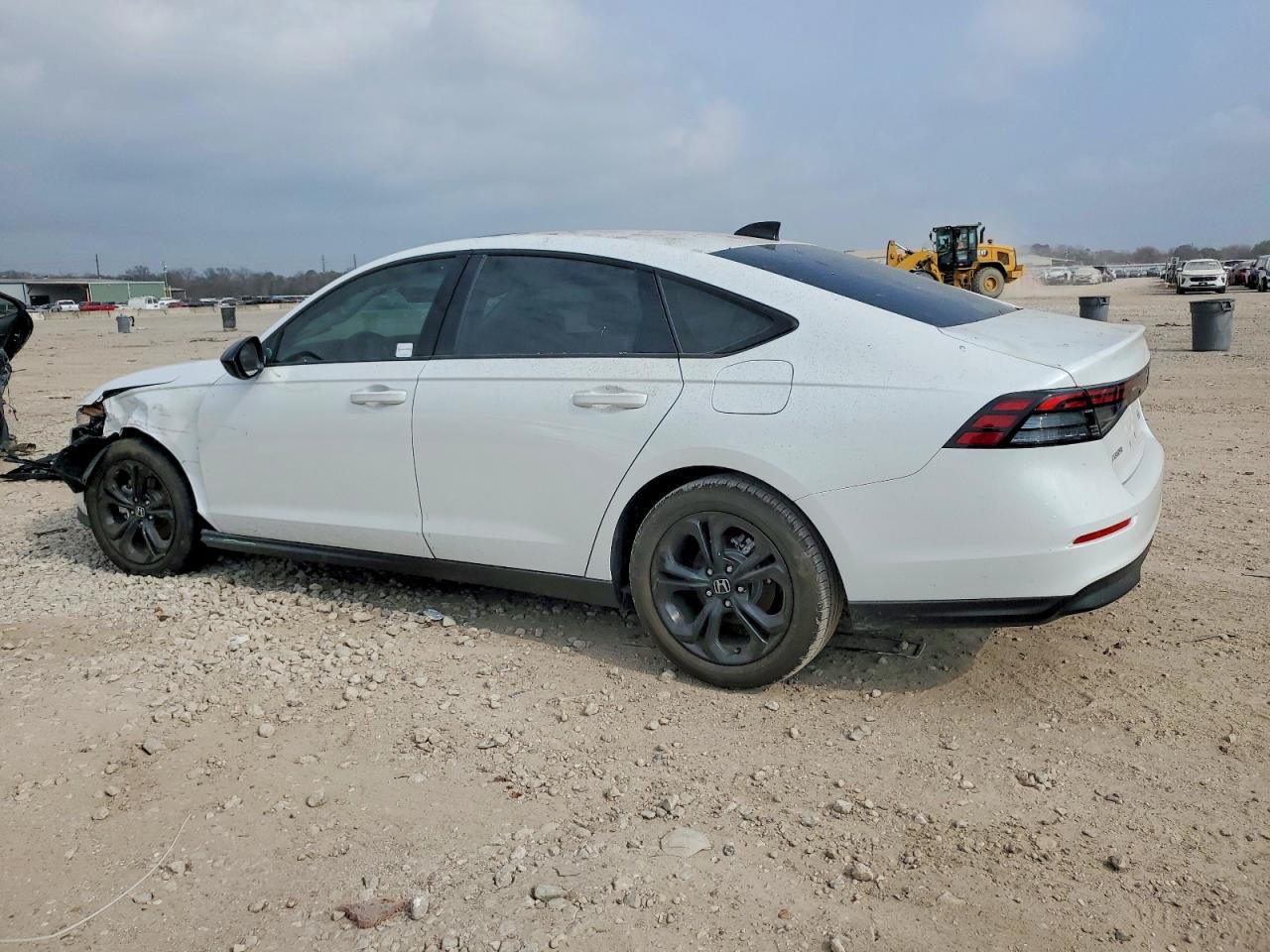 2025 HONDA ACCORD SE photo 2