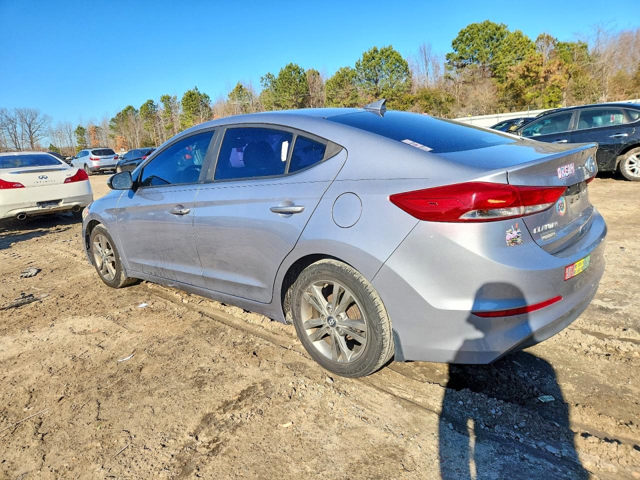 2017 HYUNDAI ELANTRA SE photo 3