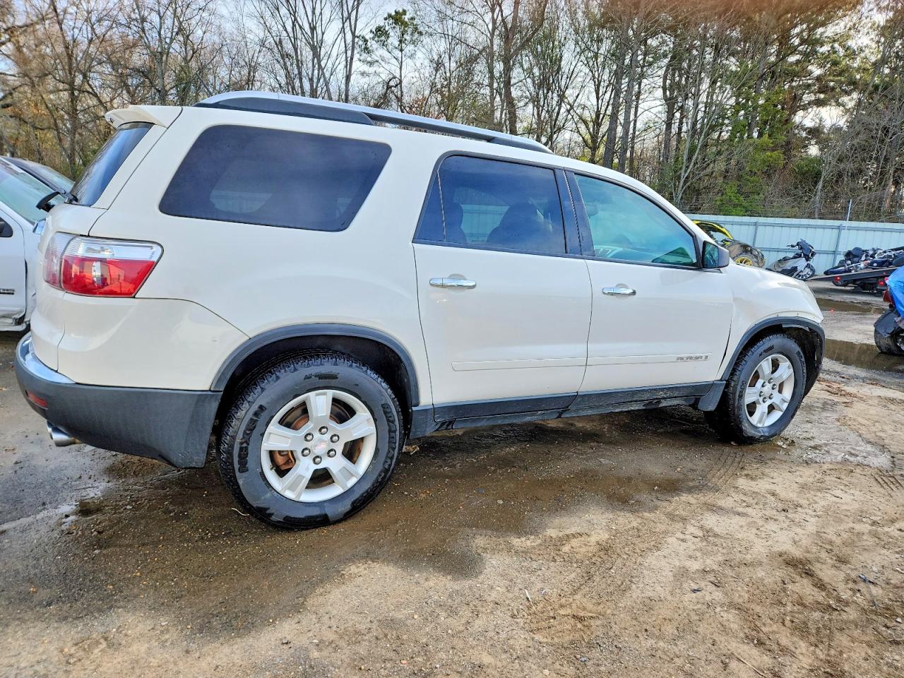 2008 GMC ACADIA SLE photo 3