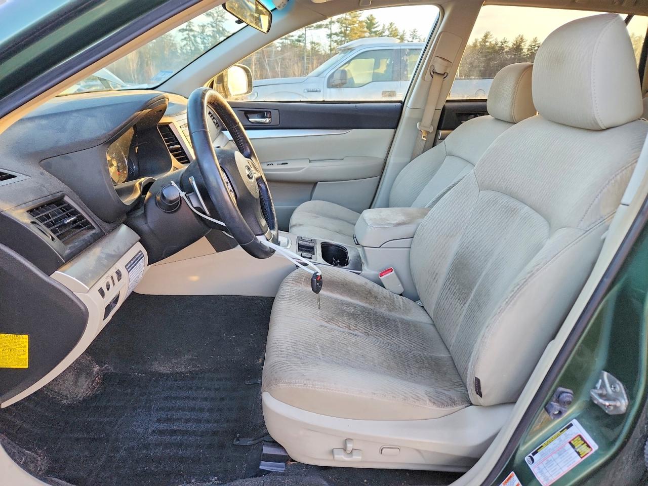 2012 SUBARU OUTBACK 2.5I PREMIUM photo 13
