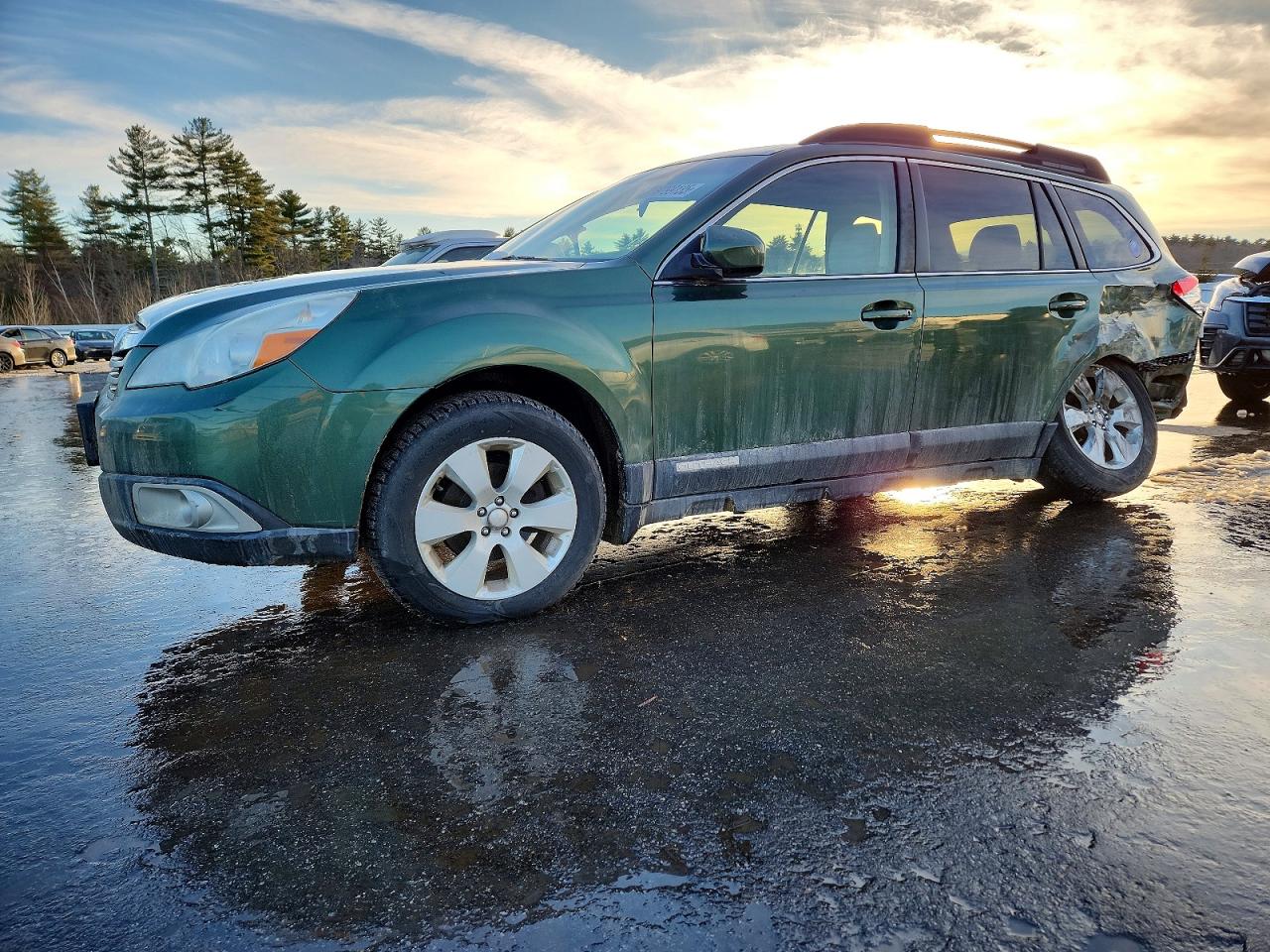 2012 SUBARU OUTBACK