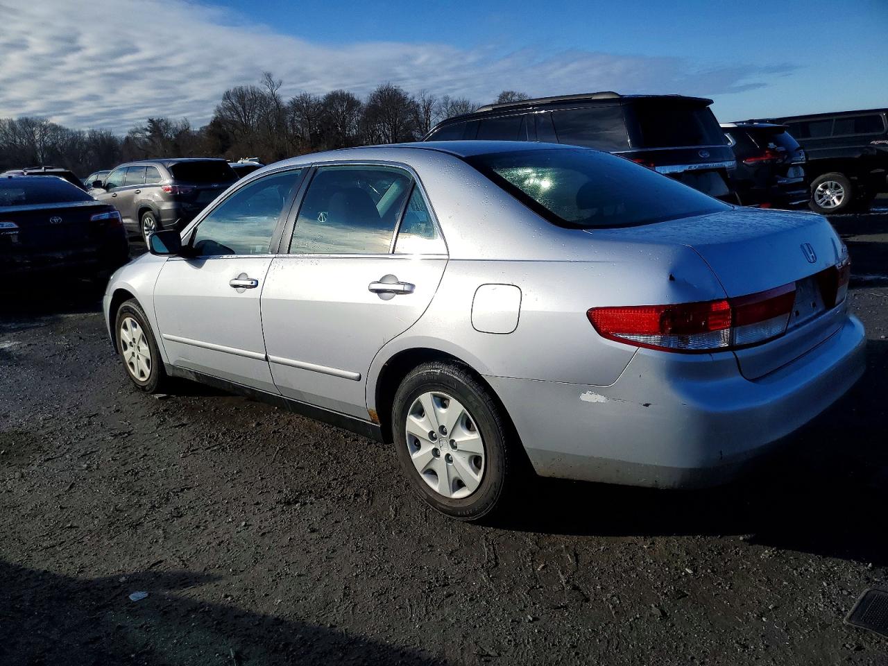 2004 HONDA ACCORD LX photo 2