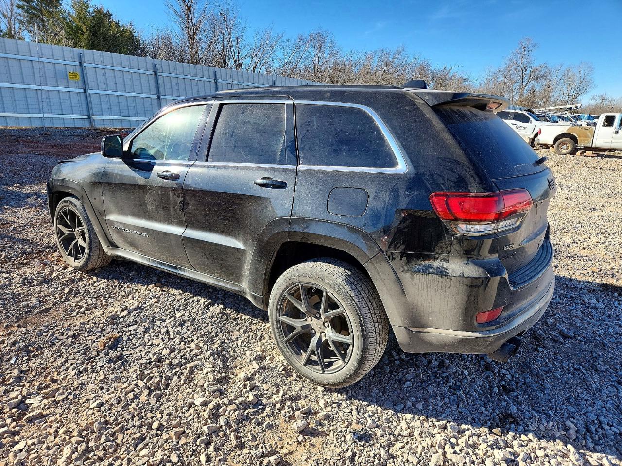 2015 JEEP GRAND CHEROKEE OVERLAND photo 2