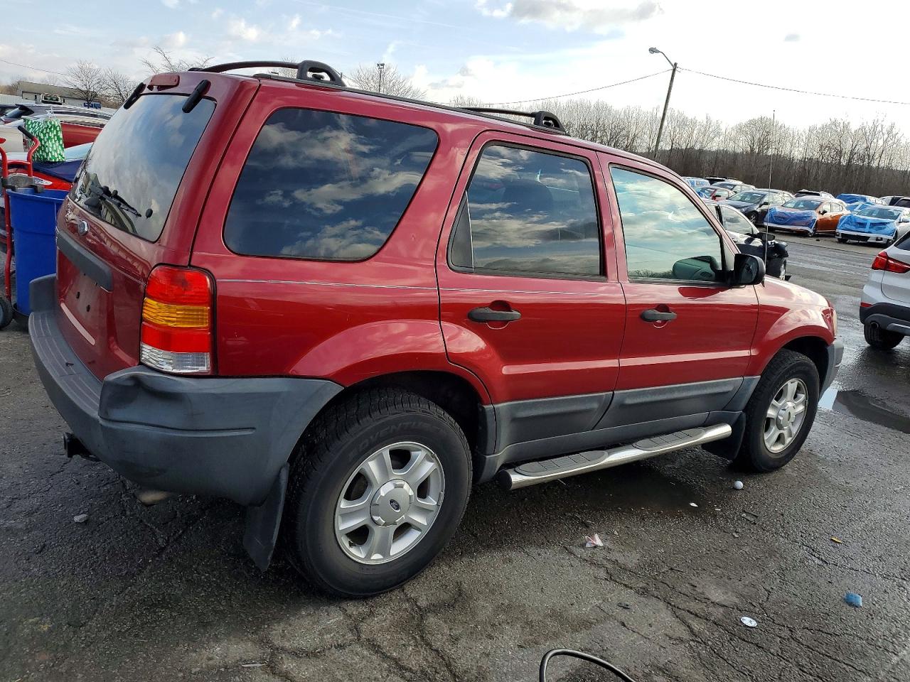 2004 FORD ESCAPE XLT photo 5
