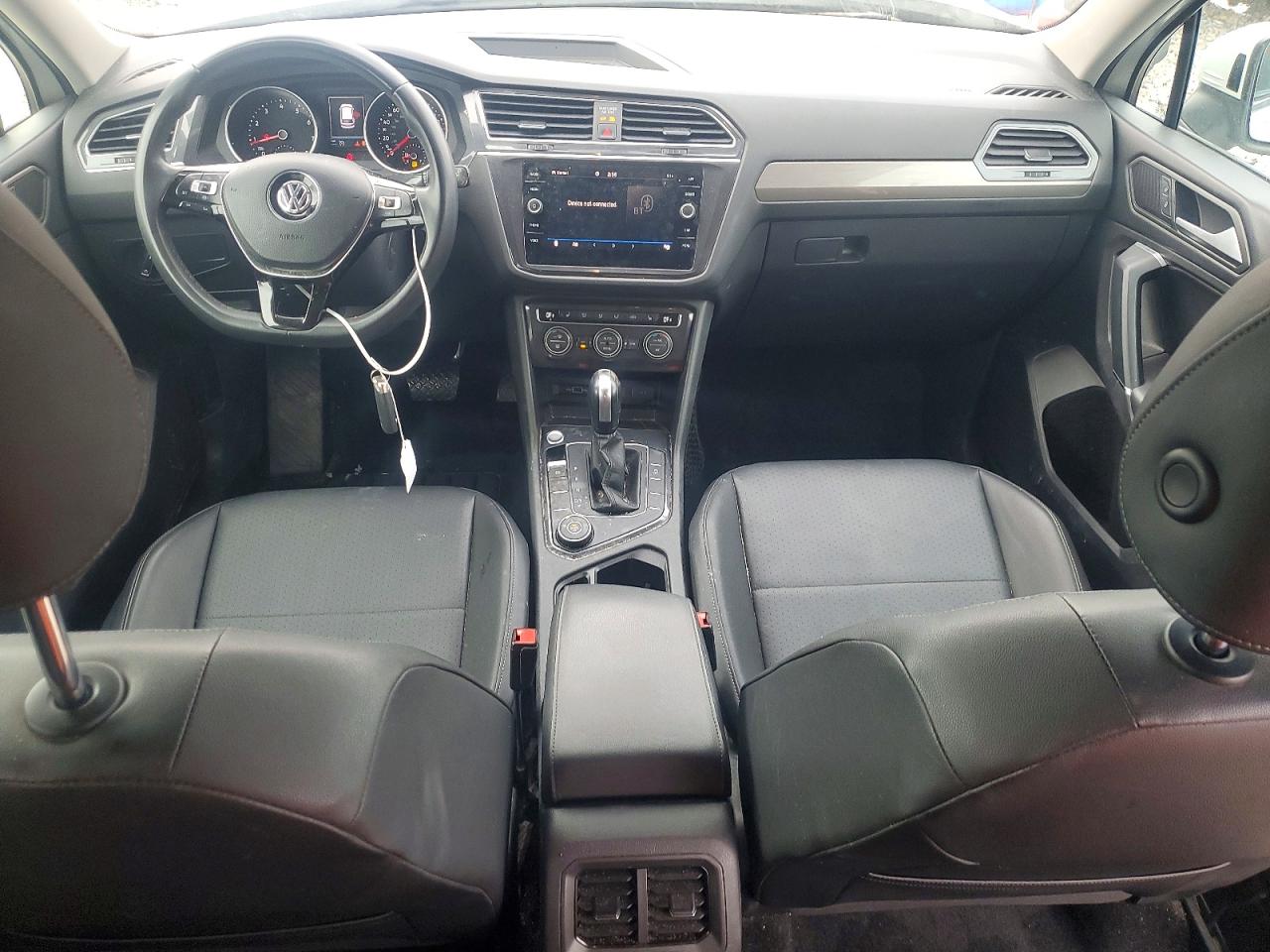 2020 VOLKSWAGEN TIGUAN SE photo 8