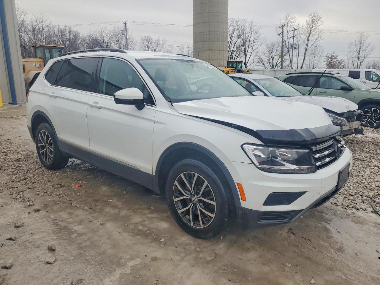 2020 VOLKSWAGEN TIGUAN SE photo 4
