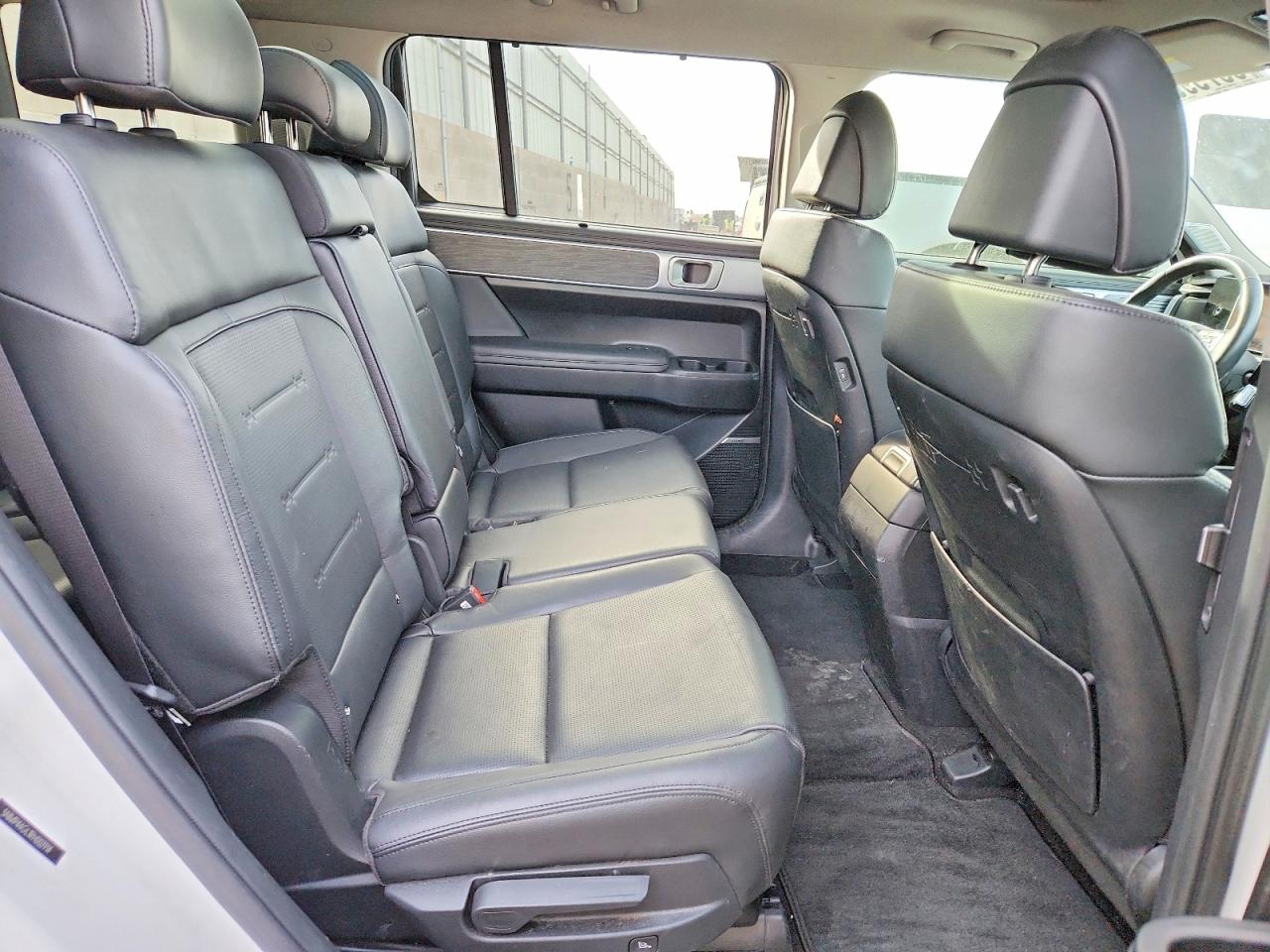 2024 HYUNDAI SANTA FE LIMITED photo 11