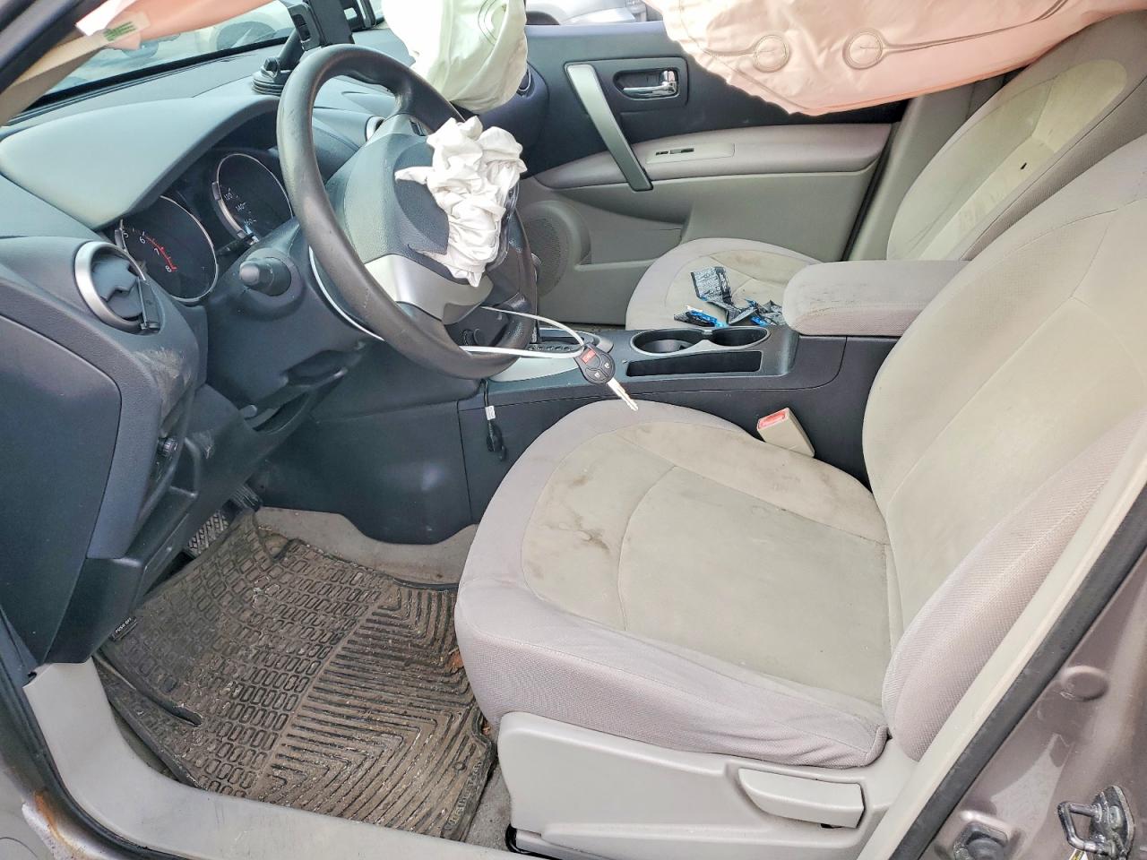 2010 NISSAN ROGUE S photo 7