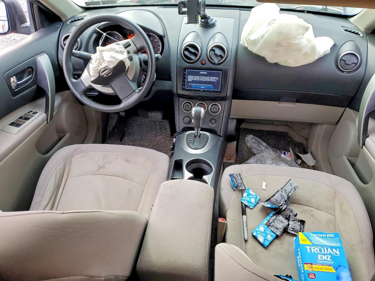 2010 NISSAN ROGUE S photo 8