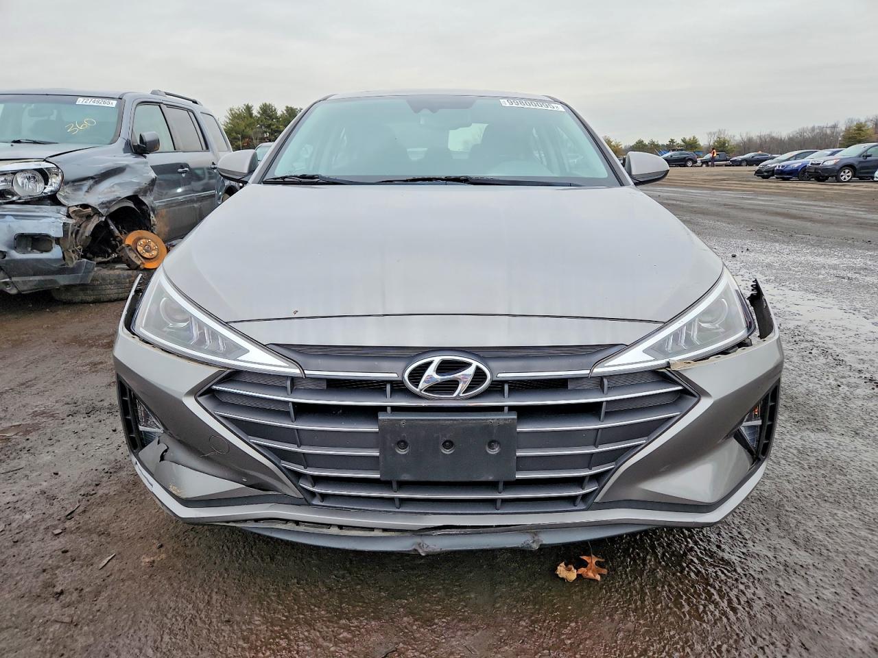 2020 HYUNDAI ELANTRA SEL photo 9