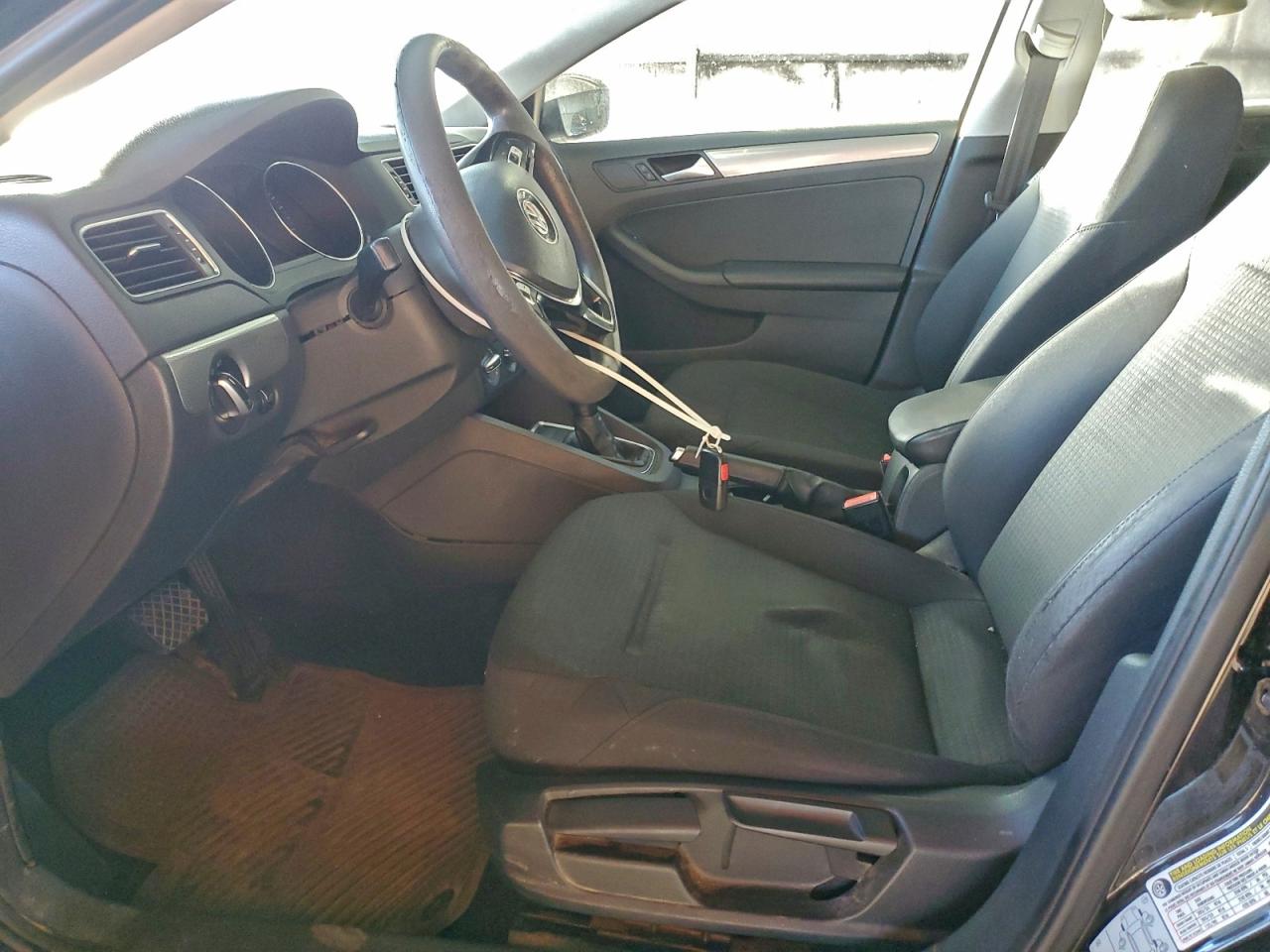2016 VOLKSWAGEN JETTA SE photo 7