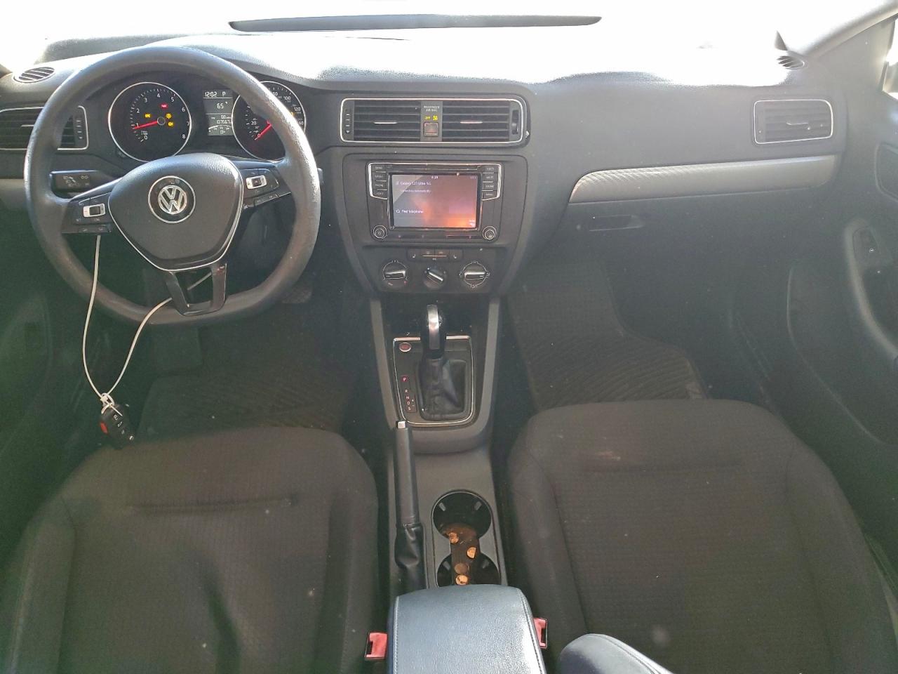 2016 VOLKSWAGEN JETTA SE photo 8