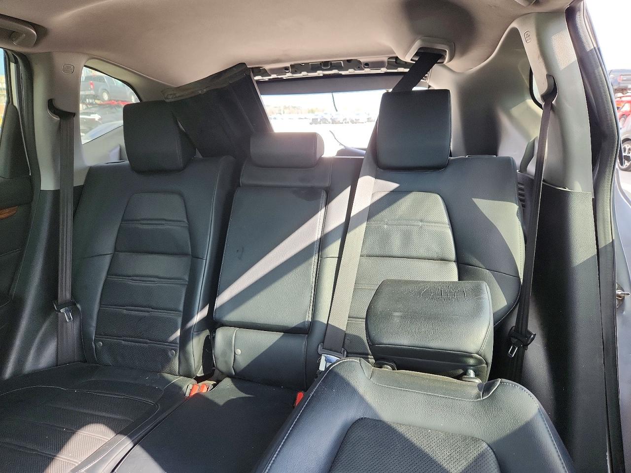 2017 HONDA CR-V EXL photo 10