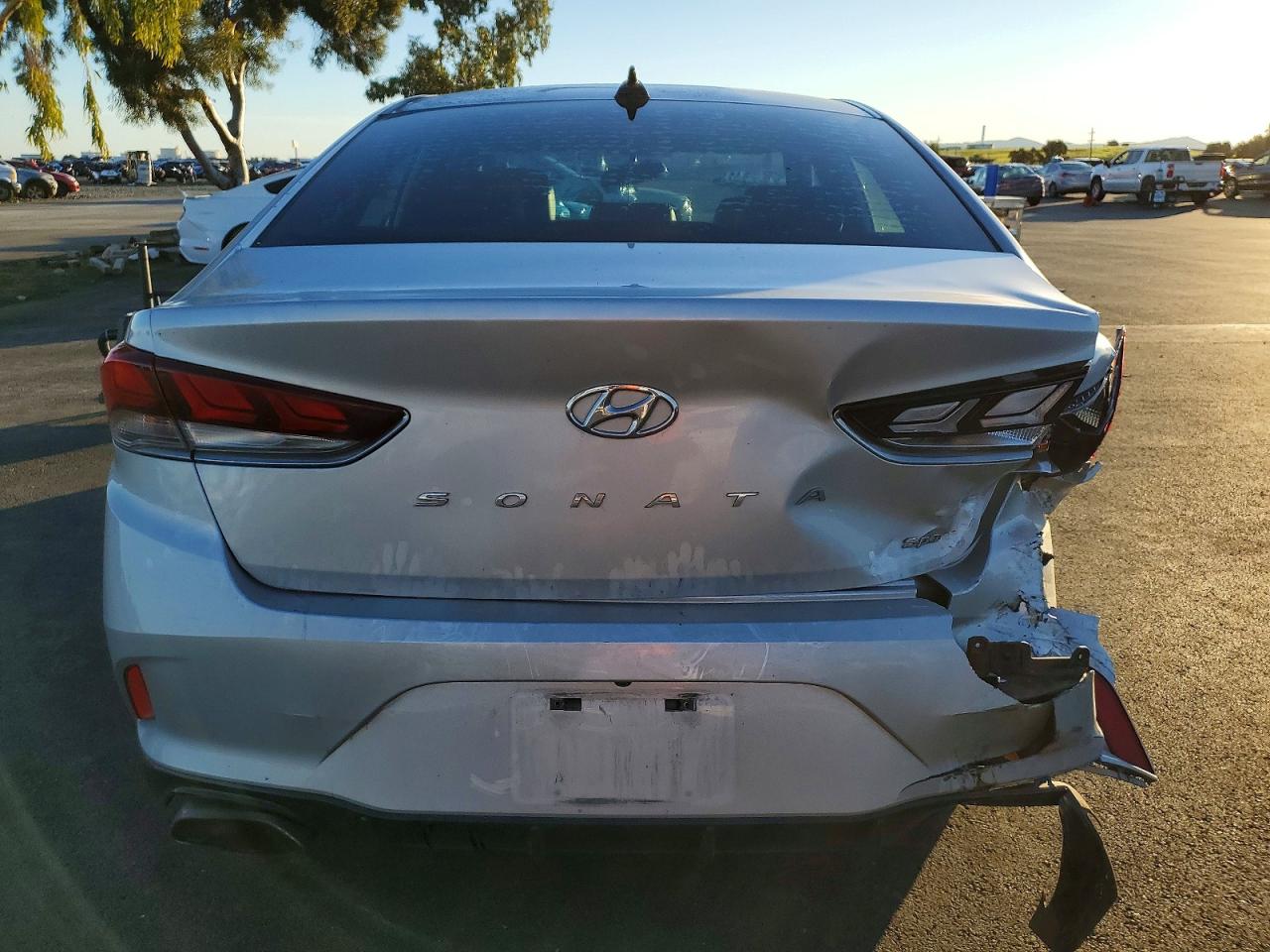 2018 HYUNDAI SONATA SPORT photo 6