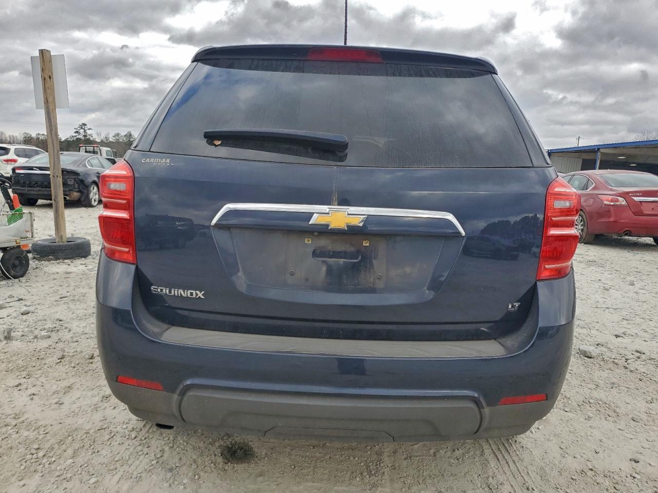2017 CHEVROLET EQUINOX LT photo 6