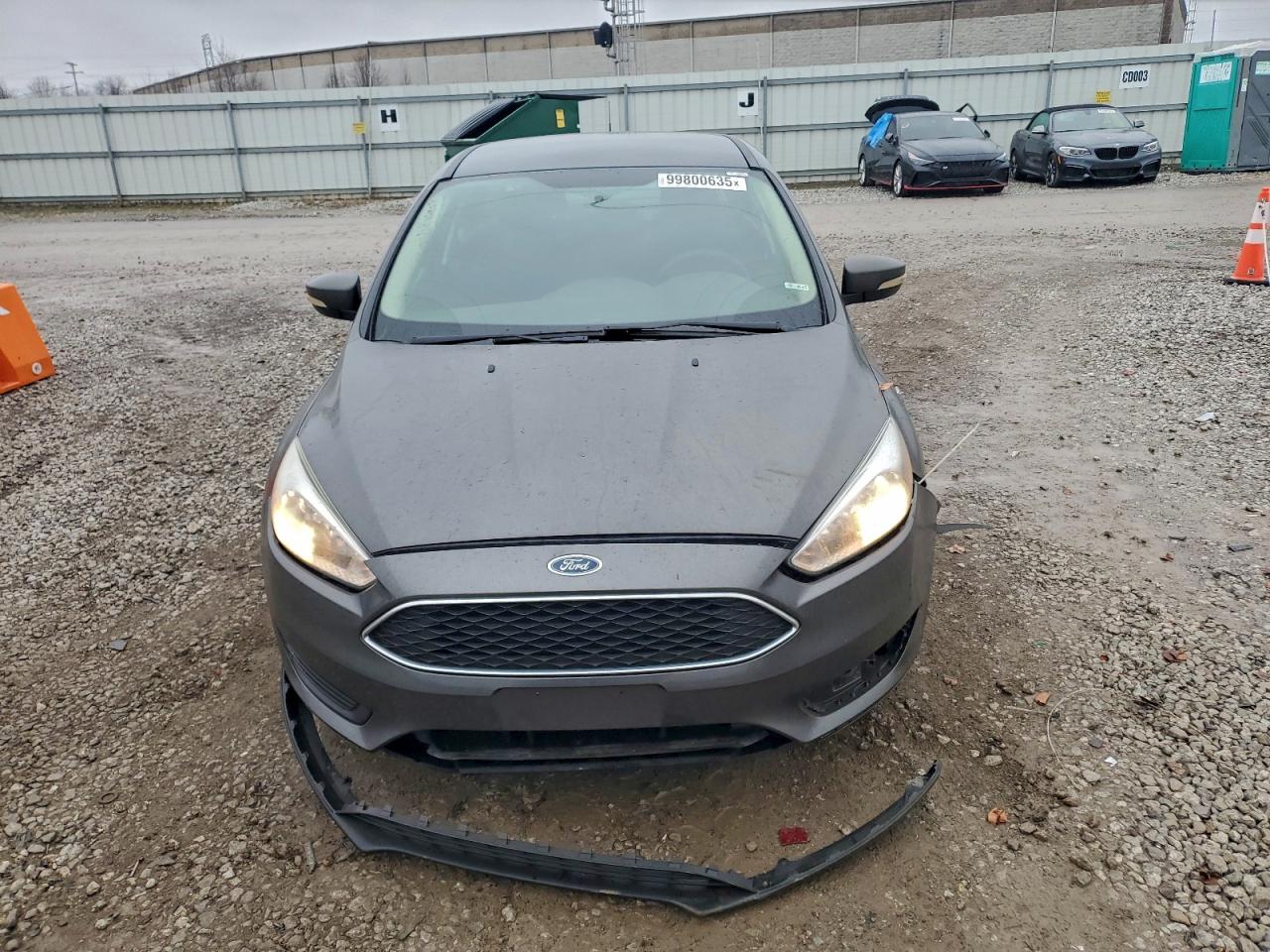 2017 FORD FOCUS SE photo 5